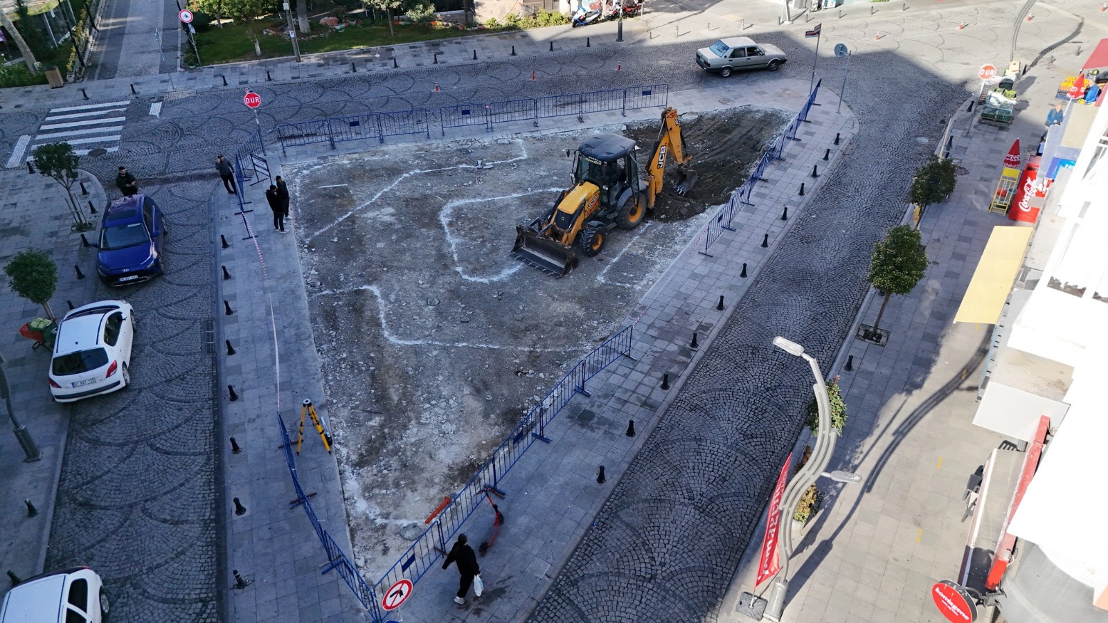 Silivri Sahili Yoğurtçu Heykeli