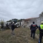 SİLİVRİ'DE KAÇAK YAPIYA GEÇİT YOK silivri kaçak yapı yıkım