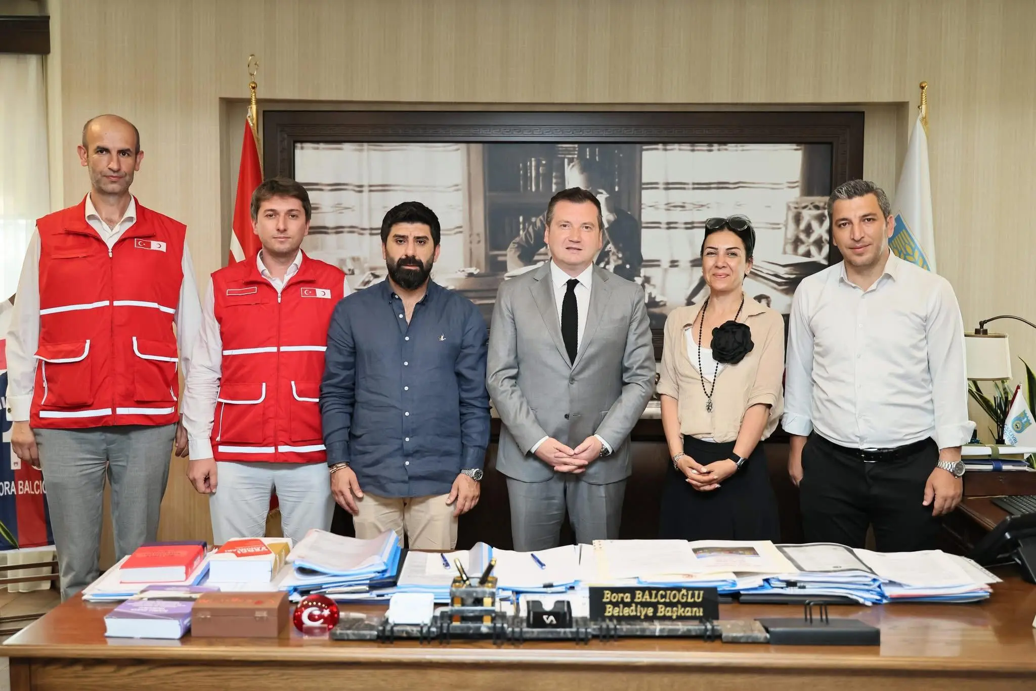 KIZILAY'DAN BAŞKAN BALCIOĞLU'NA ZİYARET Silivri Kızılay