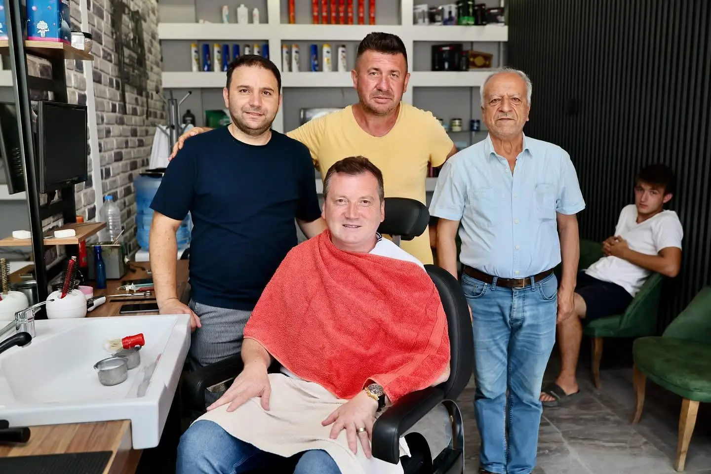 bora balcıoğlu büyük kılıçlı