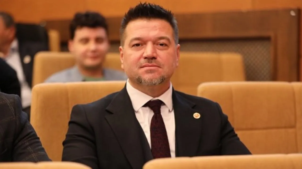 AYKUT BATUR TUTUKLANDI mimar aykut batur silivri