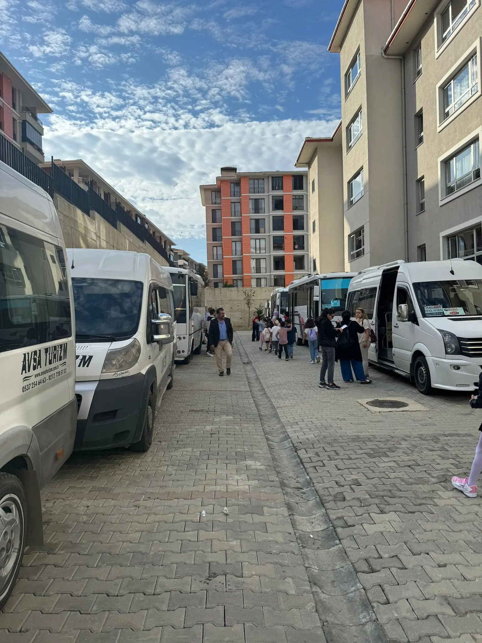 silivri avşa turizm öğrenci servisi okul servisi